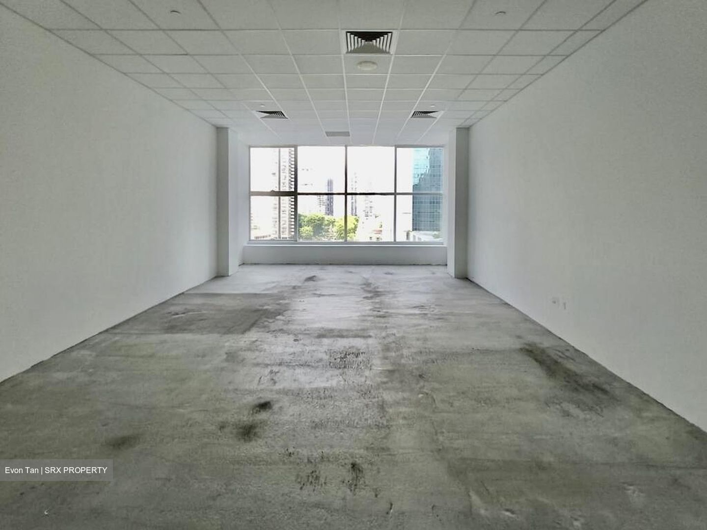 SQUARE 2 (D11), Retail #504486671